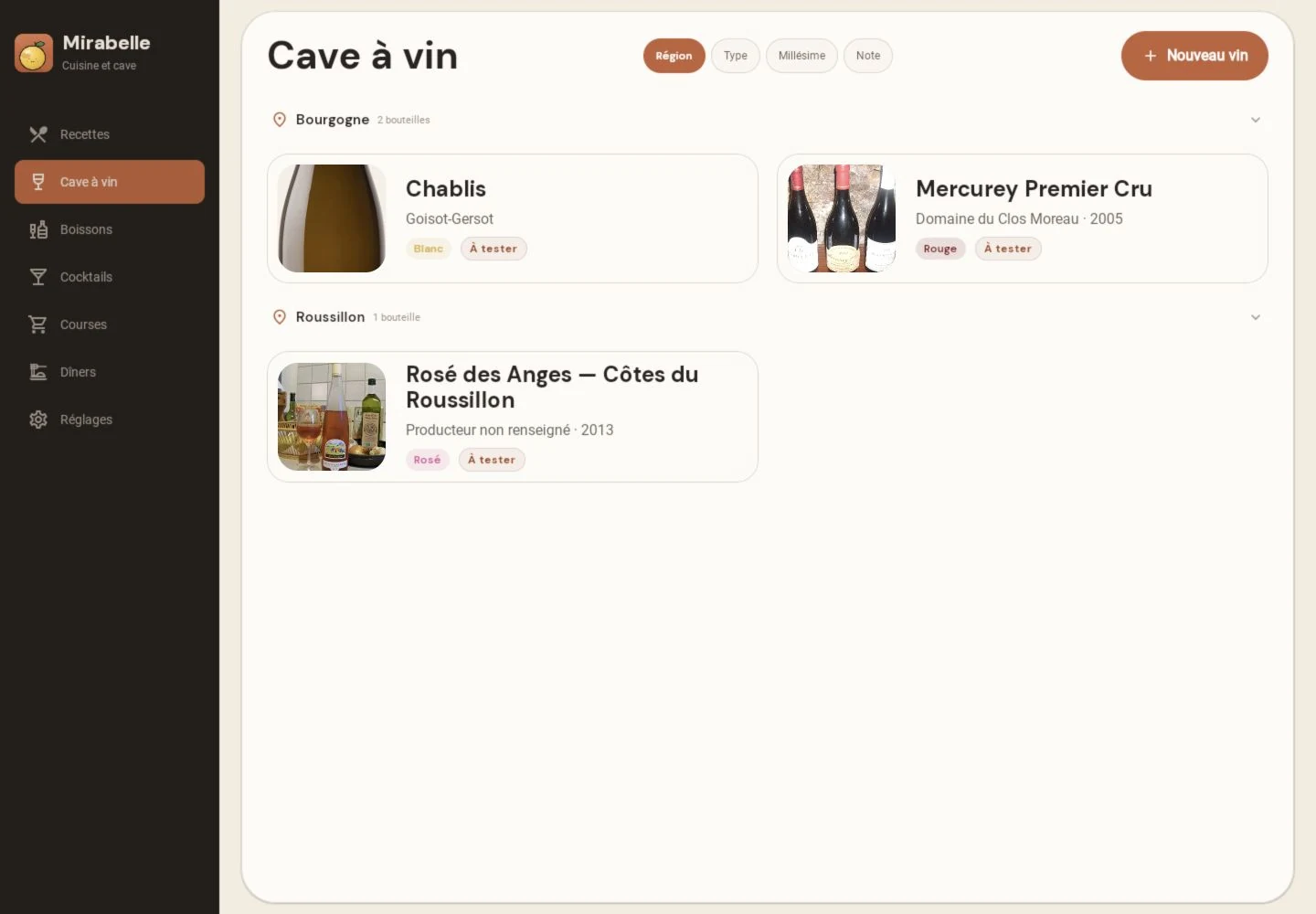 La cave Mirabelle, avec des bouteilles photographiées et classées par région.